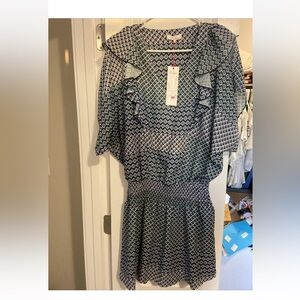 Parker NYC DressNEW Size Medium  NWT $288 Retail. Cinched waist